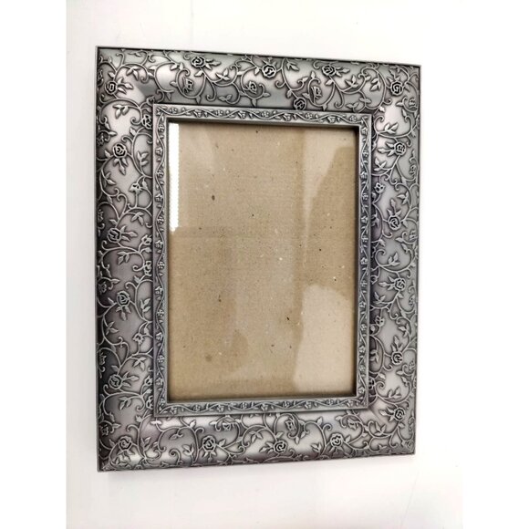Malden Metal Silver Floral 5x7 Picture Frame - Picture 2 of 7